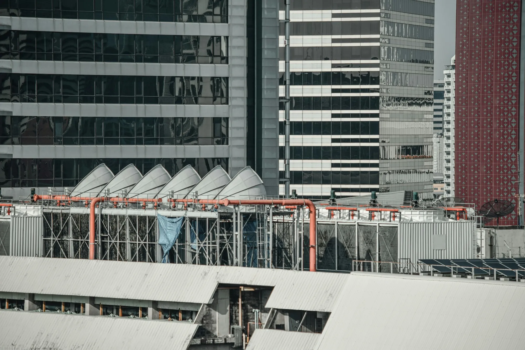 Rooftop HVAC equipment on a city office building